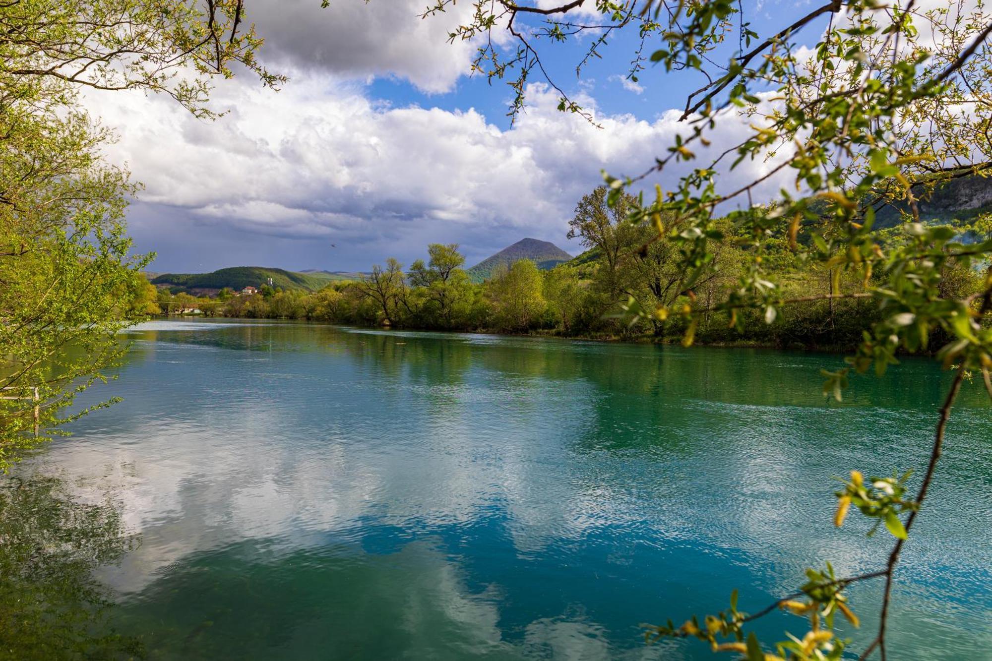 Simply-Una Bihac Ngoại thất bức ảnh